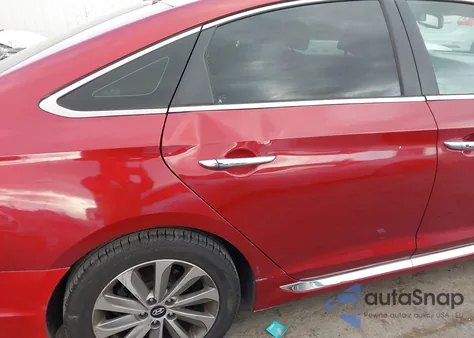 2015 Hyundai Sonata Sport z USA, uszkodzony, nr VIN 5NPE34AF0FH217700